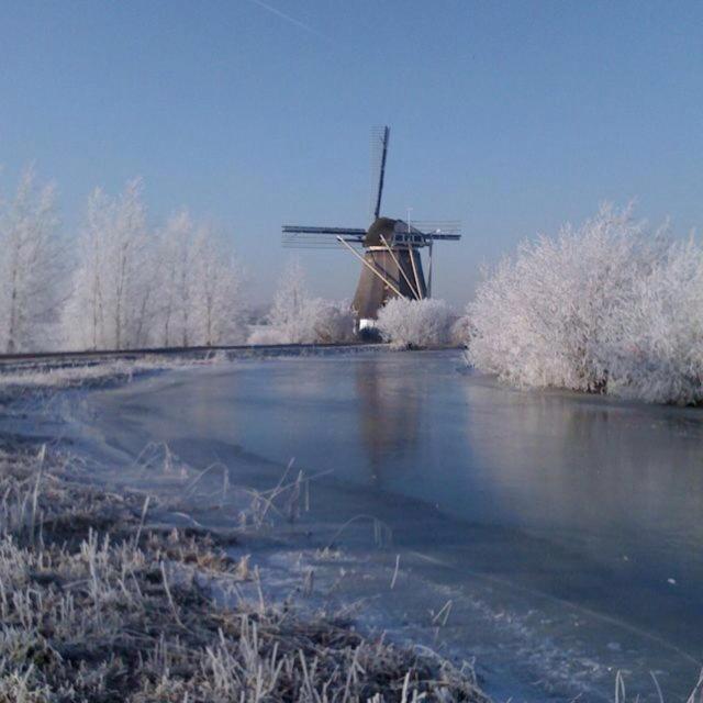 Mondriaanmolen, A Real Windmill Close To Amsterdam Abcoude Kültér fotó